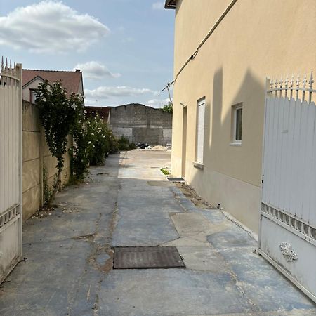 Appartement Hyper Centre De Montargis Exterior photo